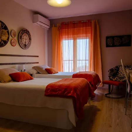 Domus Salamanca. Melchor Cano. Centro. 4 Appartement *